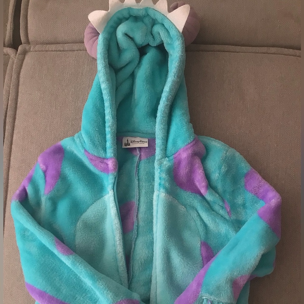 Disney Sully Jacket Size Kids Medium
